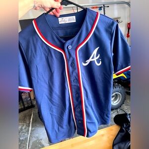 Atlanta Braves jersey boys medium